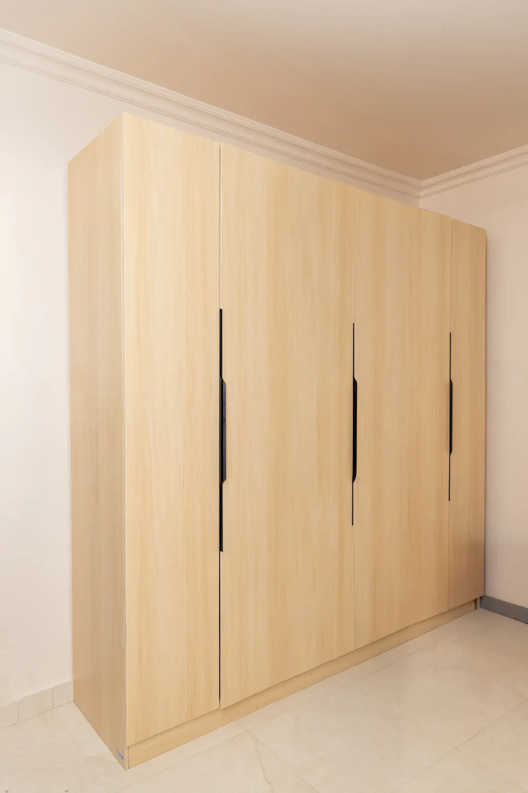 Oak wardrobe doors with slim vertical pulls