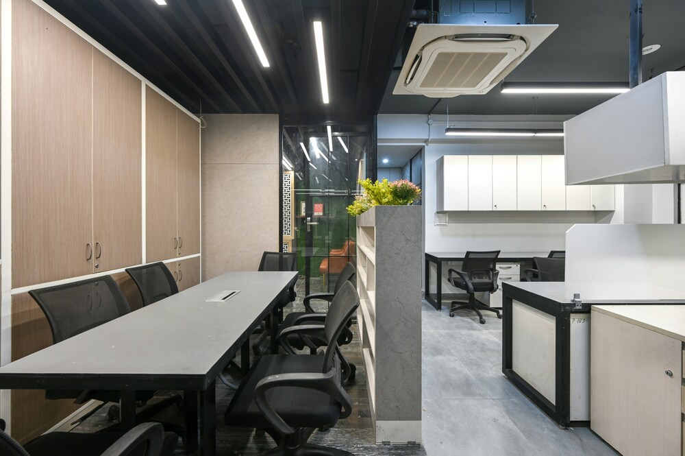 custom office solutions